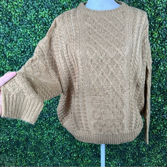 Nwt oversized Cali Be Women's Cable Knit Sweater - Brown - Picture 9 of 13